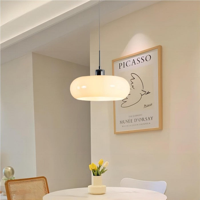 Retro Pendelleuchte aus Glas – Bauhaus Stil in Orange – Nordisches Design für Esszimmer & Küche