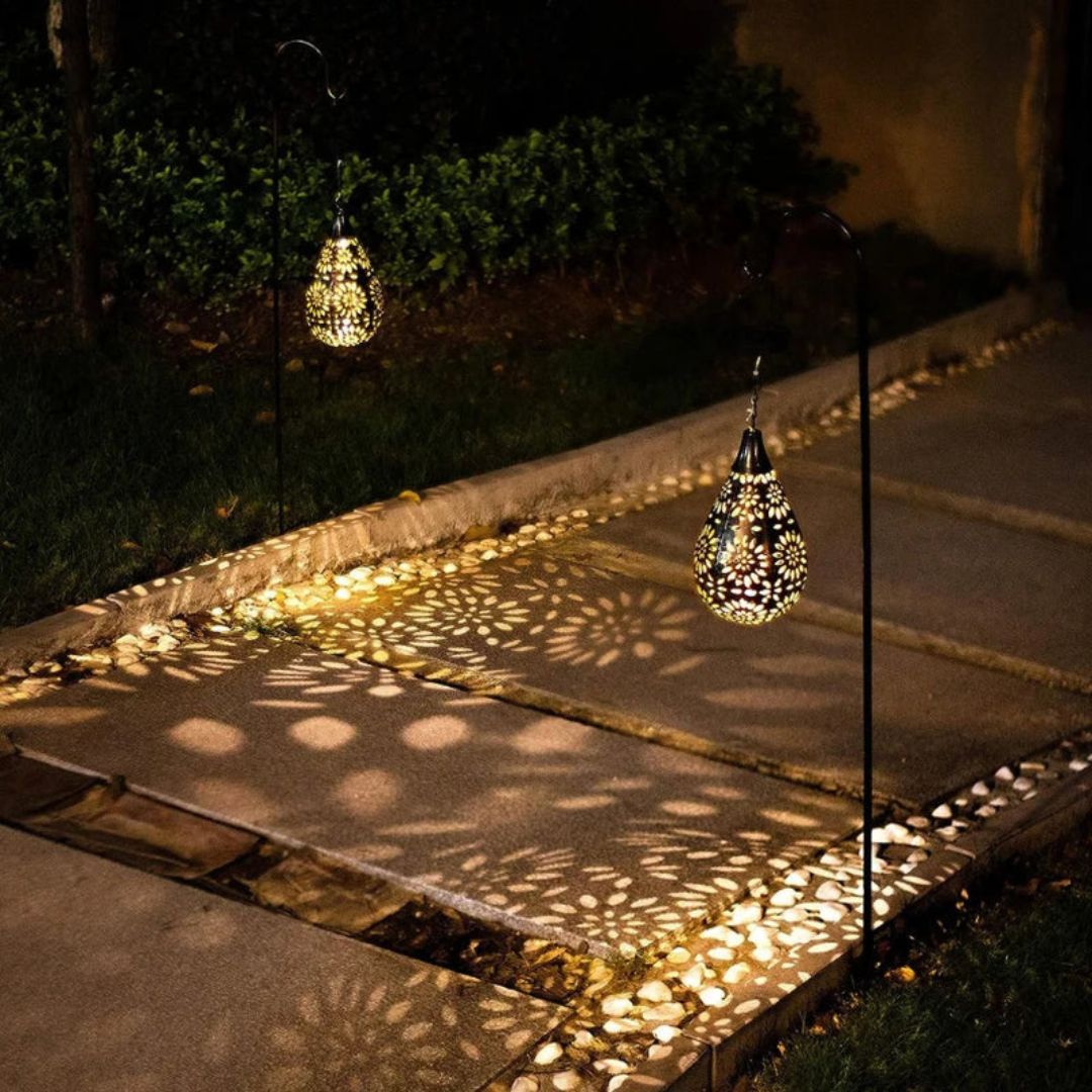SolarGlow™ LED Gartenlampe – Dekorativ, Wetterfest & Automatisch