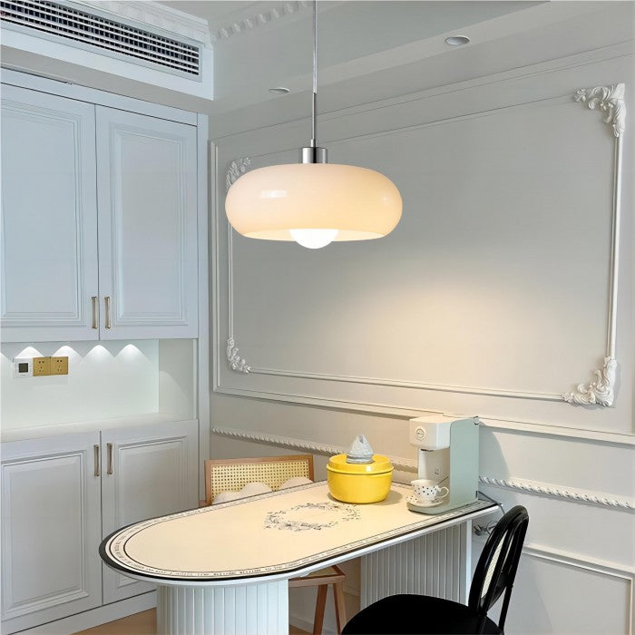 Retro Pendelleuchte aus Glas – Bauhaus Stil in Orange – Nordisches Design für Esszimmer & Küche